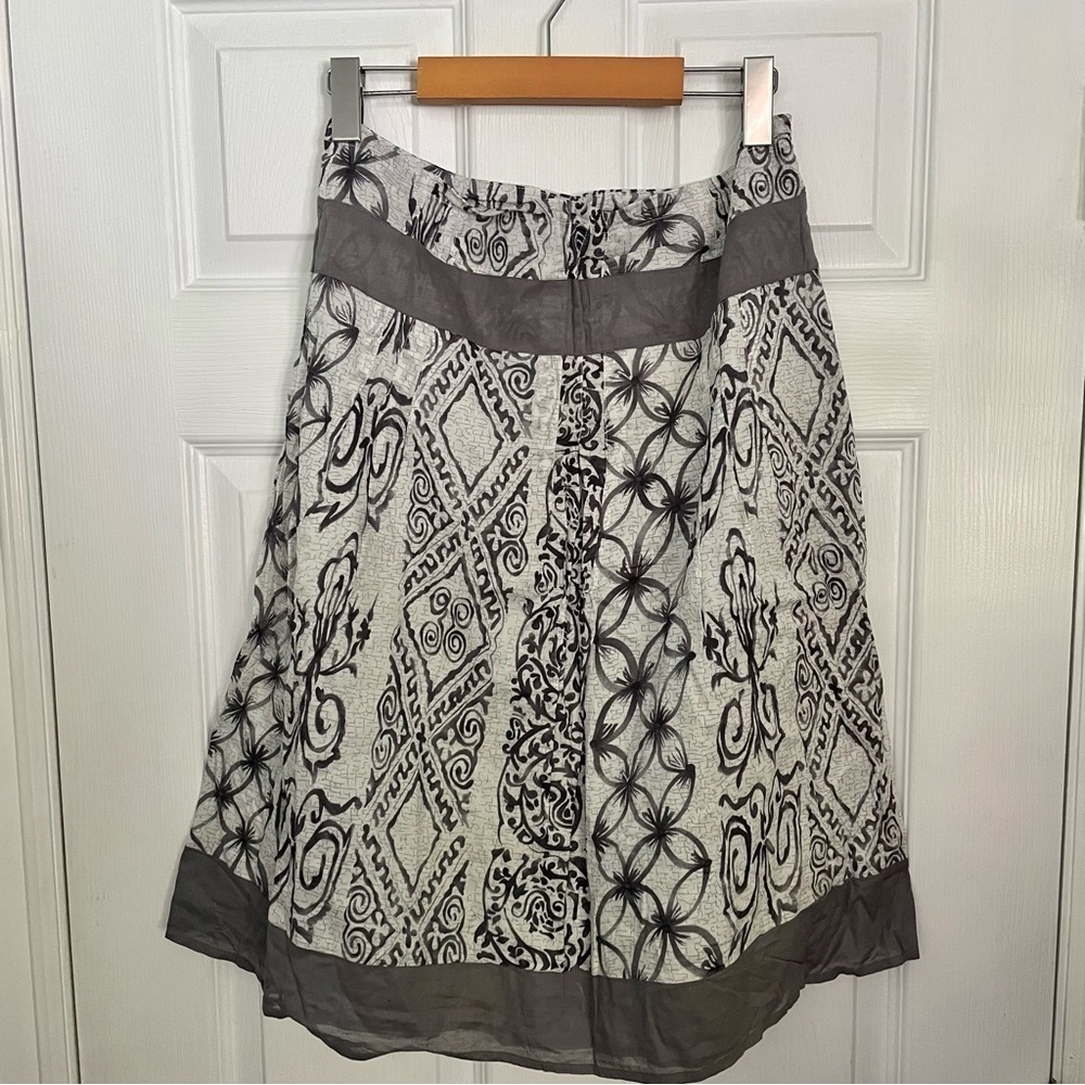 Sandwich 100% Cotton Printed Grey and White Skirt 40
